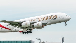 Airbus A380-861 (A6-EDC) der Emirates am Flughafen München