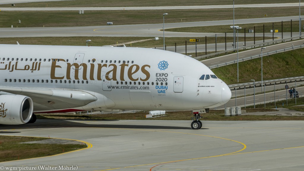 Airbus A380-861 (A6-EEA) der Emirates am Flughafen München